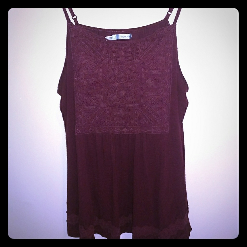 Maurices burgundy tank SIZE XL